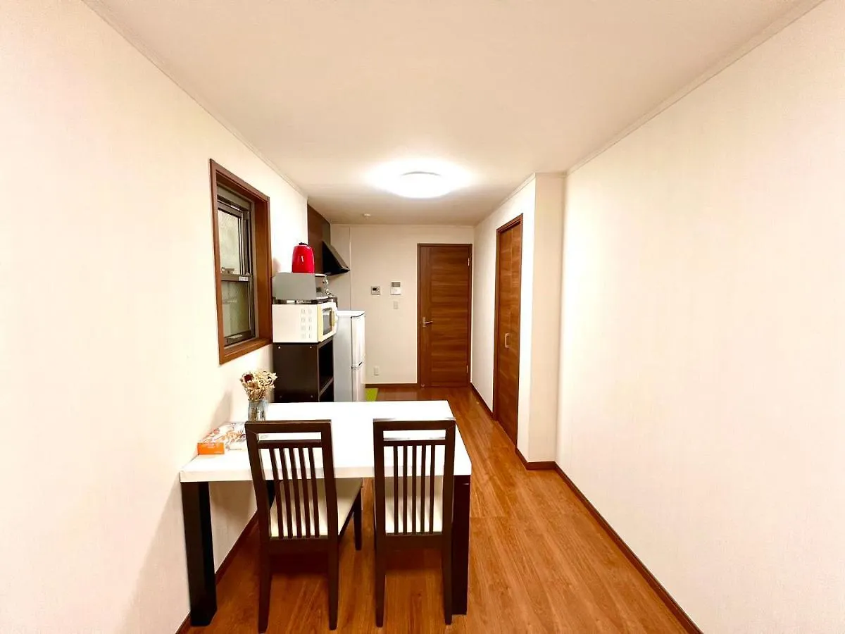 Pusu Okubo Apartment Tokyo