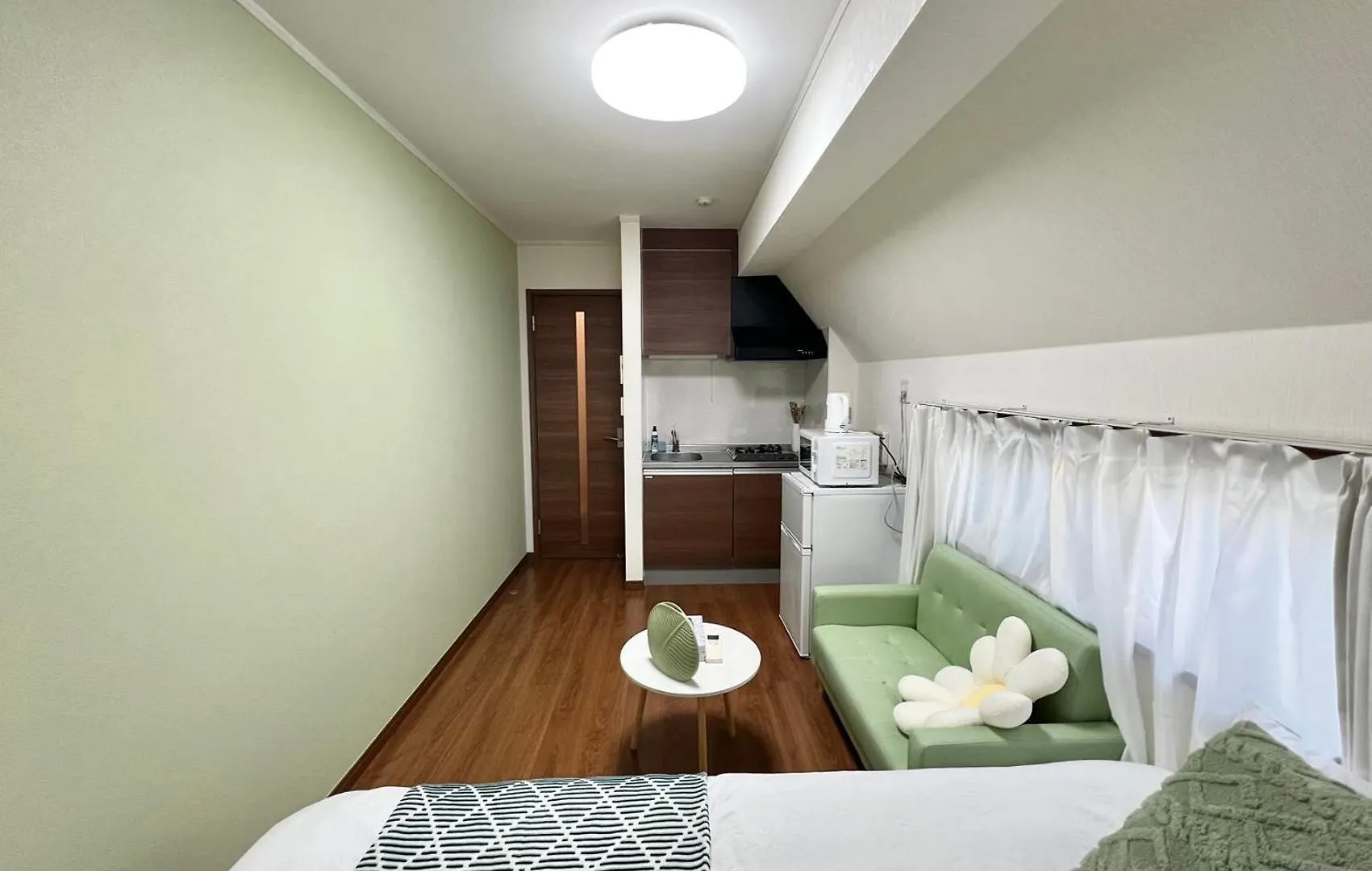 Pusu Okubo Apartment Tokyo